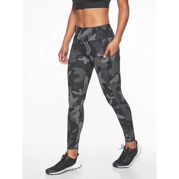 Athleta Camo Contender Leggings Small Gray 7/8 Zip Pocket High Rise - Picture 1 of 15